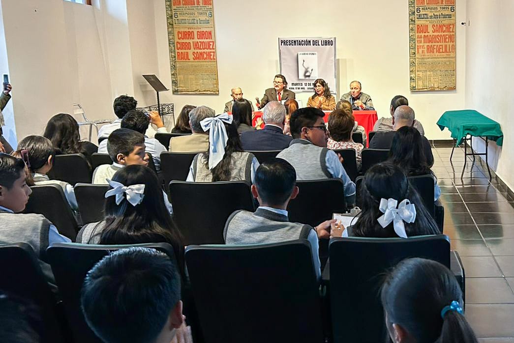 Con la presentación de la obra ‘La verdad desnuda’, gobierno de Huamantla culminó actividades por el Día Nacional del Libro